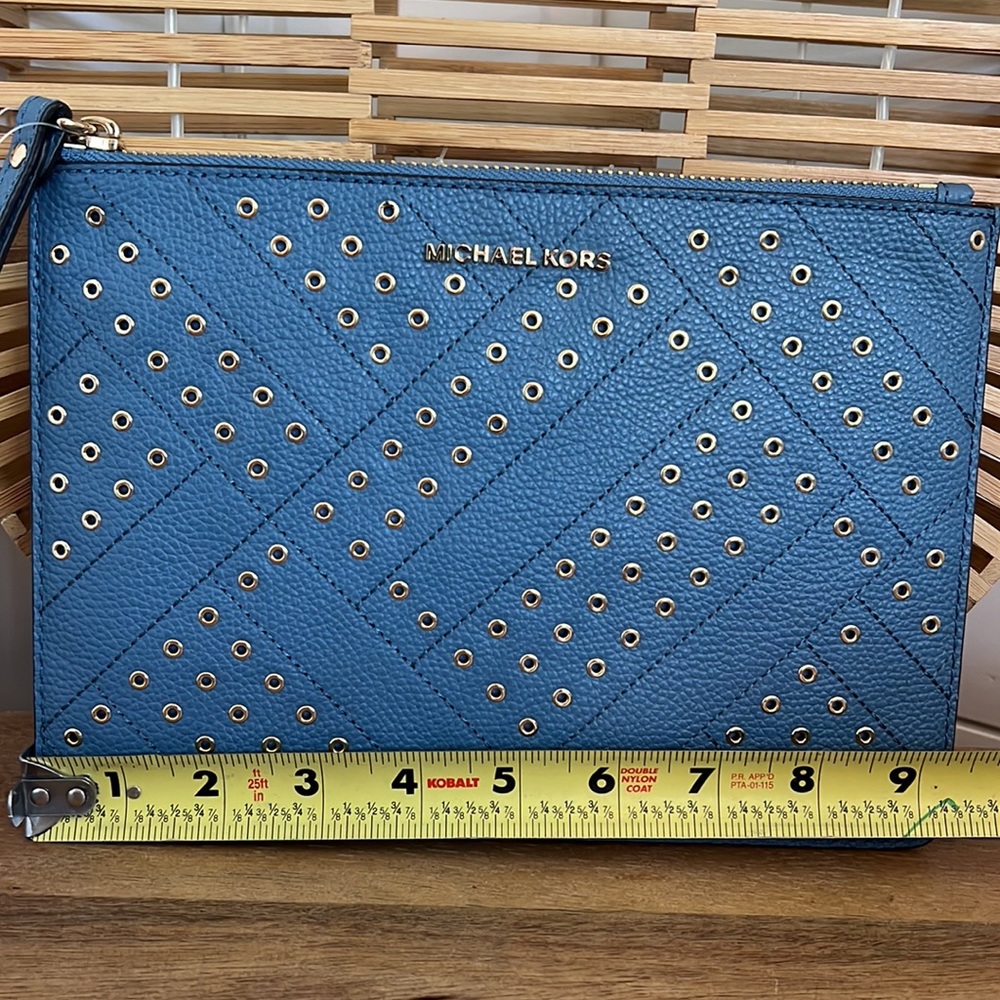 Michael Kors Jet Set Travel Clutch - Picture 4 of 17